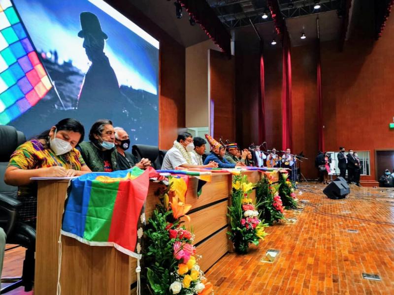 Das "Treffen der Völker des Abya Yala zum Aufbau eines Plurinationalen Amerika" in Bolivien