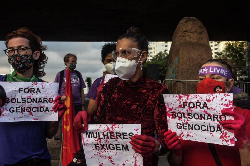 "Bolsonaro Mörder" und "Lula Livre" am Internationalen Frauentag in São Paulo.