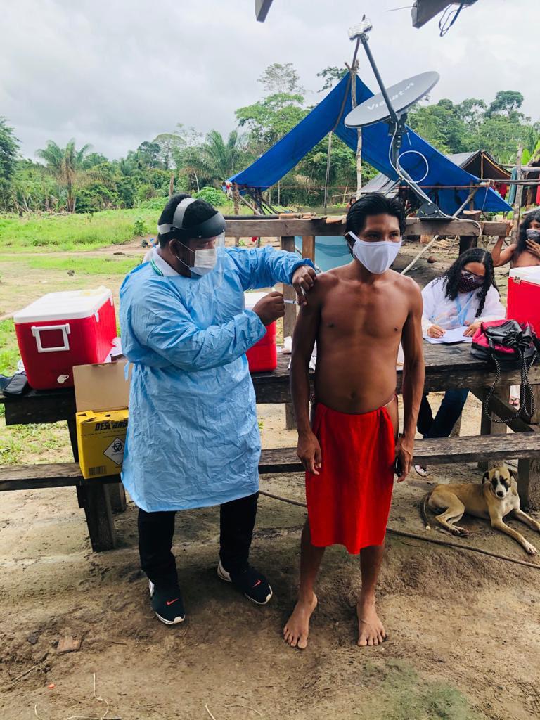Militär im Einsatz bei der Corona-Impfkampagne im Terra Indígena Waiãpi im Süden des Bundesstaates Pará