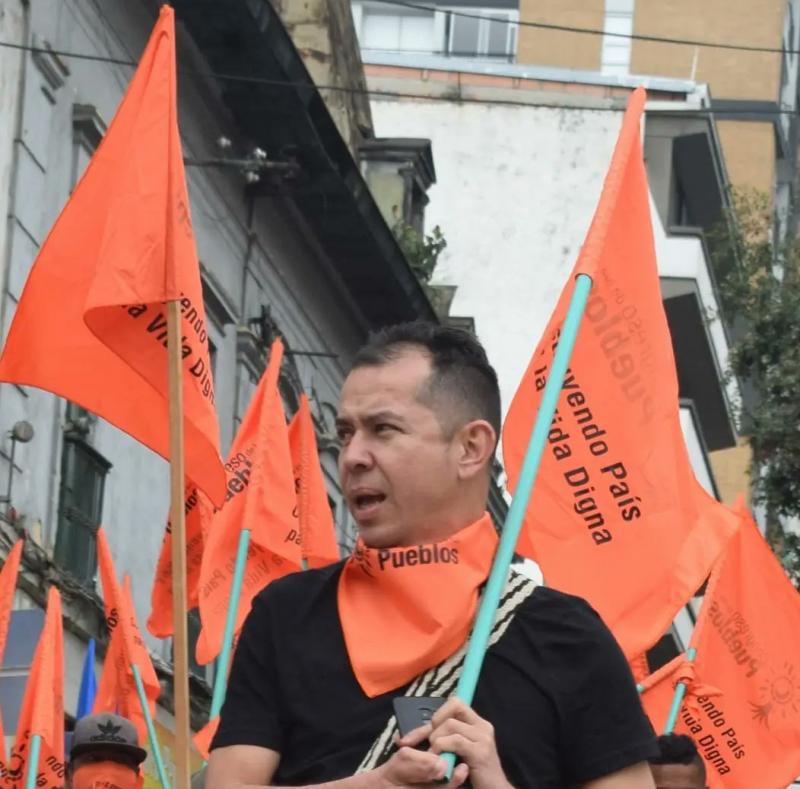 Der Aktivist Jimmy Moreno bei einer Kundgebung