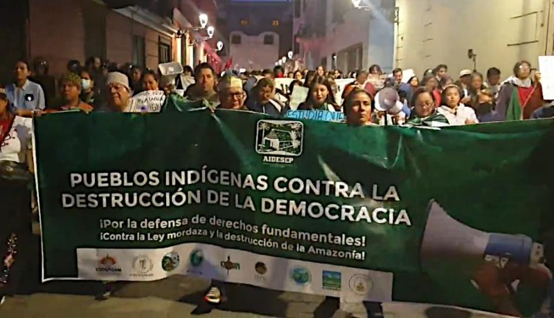 "Indigene Völker gegen die Zerstörung der Demokratie". Demonstration am 22. Juni in Lima