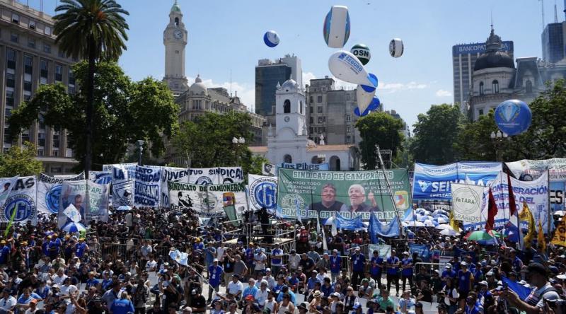 Zehntausende Argentinier:innen demonstrierten am Donnerstag gegen die Arbeitsmarktreform