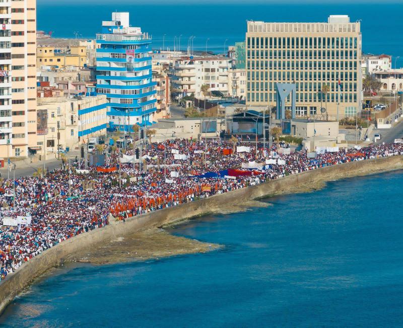 Massive Mobilierung am 1. Mai in Havanna