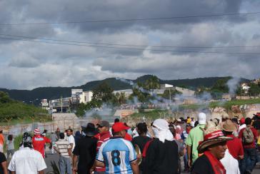 Aktionen der Widerstandsfront im Juli 2009 beim gescheiterten Versuch der Wiedereinreise von Manuel Zelaya