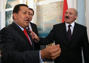 Chávez bei seinem letzten Besuch in Minsk mit Lukaschenko