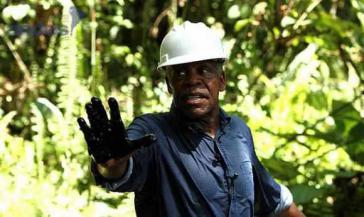 Der US-amerikanische Schauspieler Danny Glover besuchte die betroffene Amazonas-Region