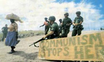 US-Marines nach der Invasion in Grenada: "Hier endet der Kommunismus"