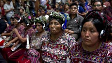 Ixil-Frauen beobachten den Prozess gegen den Ex-Diktator Ríos Montt