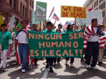"Kein Mensch ist illegal" - Protest von Latinos in den USA