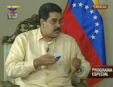 Vizepräsident Maduro zitiert im VTV-Interview die Verfassung