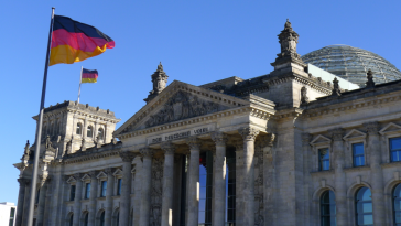 Reichstagsgebäude in Berlin: Unterschiedliche Signale zur Venezuela-Frage