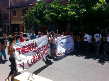 Demonstration von Opferangehörigen in Curuguaty