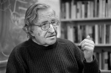 Autor und Professor für Linguistik: Noam Chomsky Autor und Professor für Linguistik: Noam Chomsky