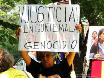 "Gerechtigkeit: In Guatemala gab es einen Genozid" - Solidaritätskundgebung in Mexiko