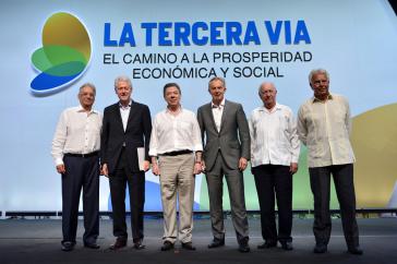 Fernando Henrique Cardoso, (Brasilien), Bill Clinton (USA), Juan Manuel Santos (Kolumbien), Tony Blair (Großbritannien), Ricardo Lagos (Chile) und Felipe Gonzáles (Spanien)