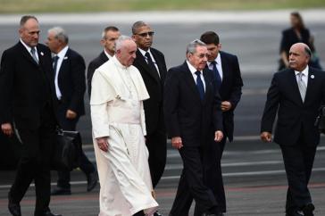 Papst Franziskus in Kuba eingetroffen
