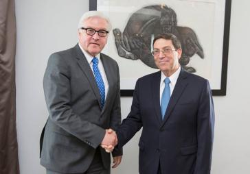 Kubas Außenminister Bruno Rodríguez und sein deutscher Amtskollege Frank-Walter Steinmeie
