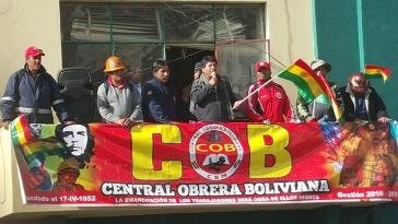 Banner des Gewerkschaftsdachverbands COB