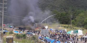 Gewaltsame Räumung der Straßenblockade in San Cristóbal