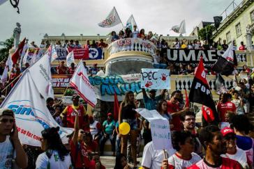 Proteste gegen Haushaltssperre auch in Vitória im Bundesstaat Espírito Santo