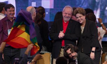 Dilma Rousseff und Lula da Silva beim Auftakt des 6. Kongresses der PT Brasilien im Juni 2017