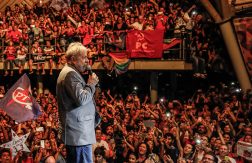 Lula da Silva bei einem Wahlkampfauftritt in Brasilien