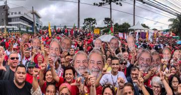 Am Sonntag fanden weltweit Demonstration für die Freilassung des ehemaligen brasilianischen Präsidenten, Lula da Silva, statt