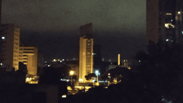 Auch große Teile der Hauptstadt Caracas waren tagelang immer wieder ohne Strom