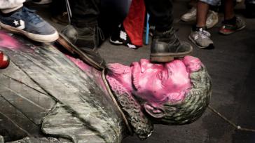 Bei Protesten gestürzt: Die Statue von Pedro de Valdivia, spanischer Militär und Konquistador, erster amtierender Gouverneur Chiles