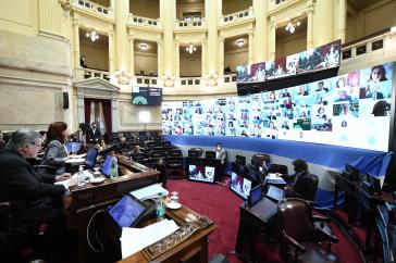 Der Senat in Argentinien hat nach langer Diskussion für die von Präsident Fernández angeregte Justizreform gestimmt
