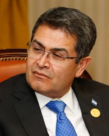Der Präsident von Honduras, Juan Orlando Hernández, steht nach einer Anklage gegen den ehemaligen Polizeichef immer mehr unter Druck