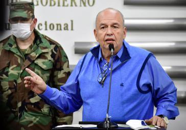 Arturo Murillo, der Innenminister der Putschregierung, rüstete zunächst auf und droht nun allen, die "Chaos stiften wollen"