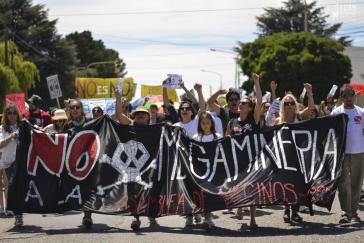 Seit Monaten finden Proteste gegen das neue Gesetz zur Wiedereinführung des Tagebergbaus in Chubut statt