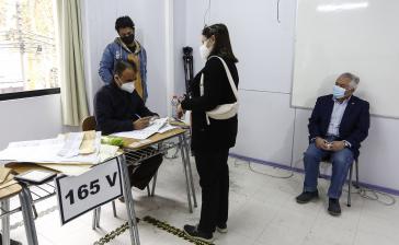 In Chile wurden in einer Stichwahl nun auch die bisher noch nicht feststehenden Gouverneur:innen gewählt