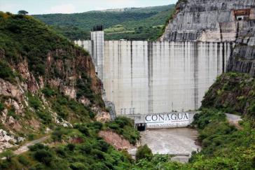 Noch fließt der Río Verde ungehindert durch den Staudamm "El Zapotillo"