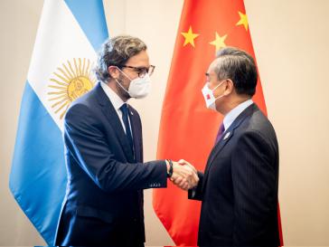 Die Außenminister von Argentinien und China trafen beim G20-Gipfel in Bali zusammen