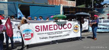 "SIMEDUCO: Gewerkschaft der Lehrer:innen an öffentlichen Schulen in El Salvador. Arbeit, Organisation und Kampf"