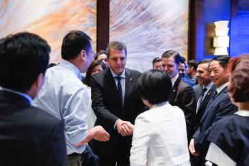 Massa besuchte China vom 30. Mai bis zum 2. Juni und traf dort mit zahlreichen Regierungs- und Wirtschaftsvertretern zusammen