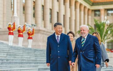 Offizieller Empfang Lulas bei Xi Jinping am 14. April