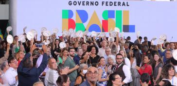 Am 28. Februar setzte Lula den "Nationalen Rat für Lebensmittel- und Ernährungssicherheit" wieder ein