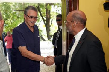 Der als Ministerpräsident von Haiti eingesetzte Ariel Henry (rechts) empfängt die Delegation der Caricom