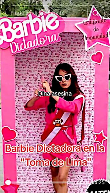 "Barbie Dictadora" beim Protest in Perus Hauptstadt Lima
