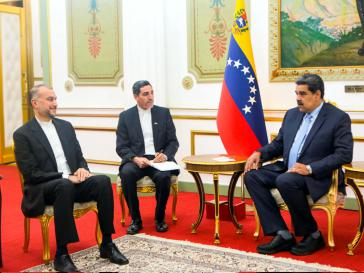 Venezuelas Präsident Maduro und Irans Außenminister Hossein Amir-Abdollahian