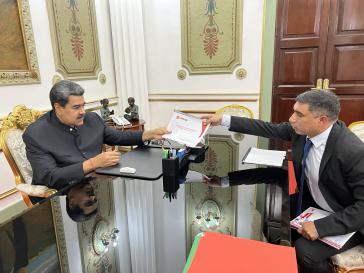 Präsident Maduro mit dem neuen Ölminister Tellechea