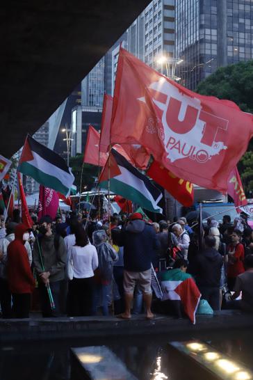 Demonstration gegen den Gaza-Krieg in São Paulo, Brasilien. Aufgerufen hatte der Gewerkschaftsverband CUT