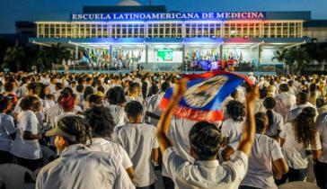 Die ELAM in Kuba wurde vom Internationalen Evaluierungs- und Akkreditierungsrat der Union der Universitäten Lateinamerikas und der Karibik zertifiziert