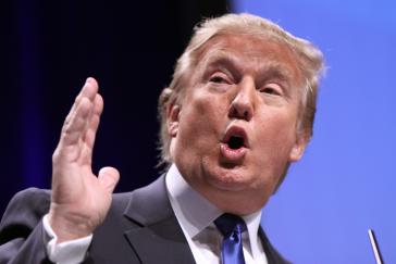 US-Präsident Donald Trump stellt den Angriff seiner Streitkräfte auf ein venezolanisches Schiff als Akt der Selbstverteidigung dar