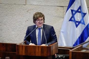 Argentiniens Präsident Javier Milei gilt es enger Unterstützer Israels, hier bei einer Rede vor dem israelischen Parlament Argentiniens Präsident Javier Milei gilt es enger Unterstützer Israels, hier bei einer Rede vor dem israelischen Parlament