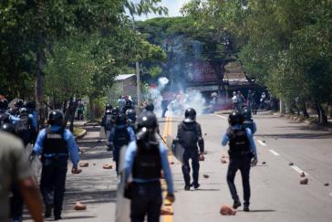 Zusammenstoß zwischen Polizisten und Demonstranten in Honduras 2019