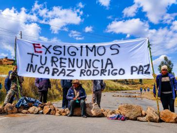 Protestierende fordern in Bolivien den Rücktritt von Präsident Rodrigo Paz